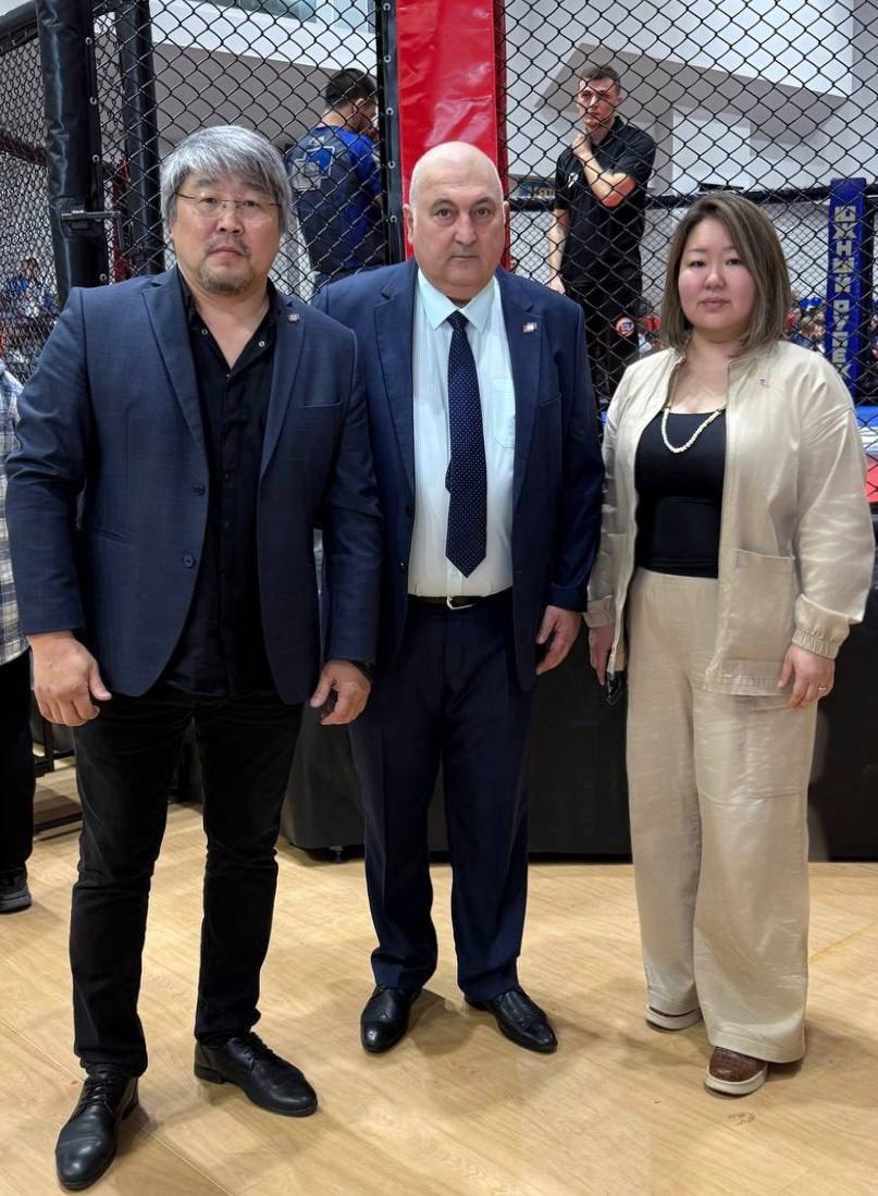 С 13 по 16 марта в станице Динской (Краснодарский край) прошел Чемпионат и Первенство Южного федерального округа по смешанному боевому единоборству (ММА) С 13 по 16 марта в станице Динской (Краснодарский край) прошел Чемпионат и Первенство Южного федерального округа по смешанному боевому единоборству (ММА)