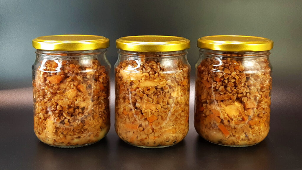 Гречка с курицей в автоклаве: за один раз — 16 вкусных ужинов