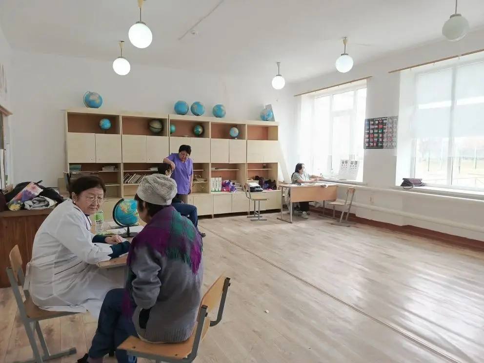 Мобильная бригада врачей продолжает работу в рамках акции «Будь Здоров!» Мобильная бригада врачей продолжает работу в рамках акции «Будь Здоров!»