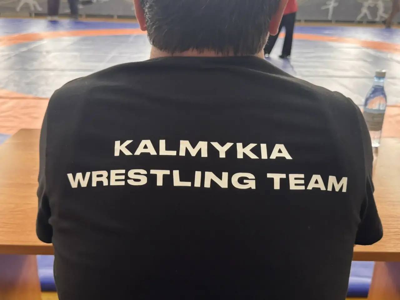 Сегодня в Элисте проходит важное спортивное событие — Первенство Калмыкии по борьбе на поясах, посвященное памяти Героя России Мингияна Лиджиева