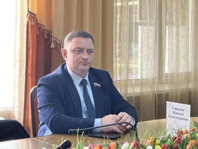 Максим Сорокин: Начинаем новую рабочую неделю традиционной планёркой