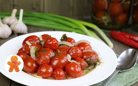 Невероятные маринованные помидоры для зимнего застолья