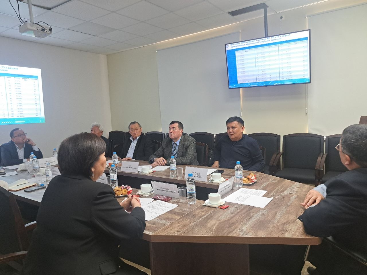 В Управлении Росреестра по РК состоялось заседание Общественного совета В Управлении Росреестра по РК состоялось заседание Общественного совета