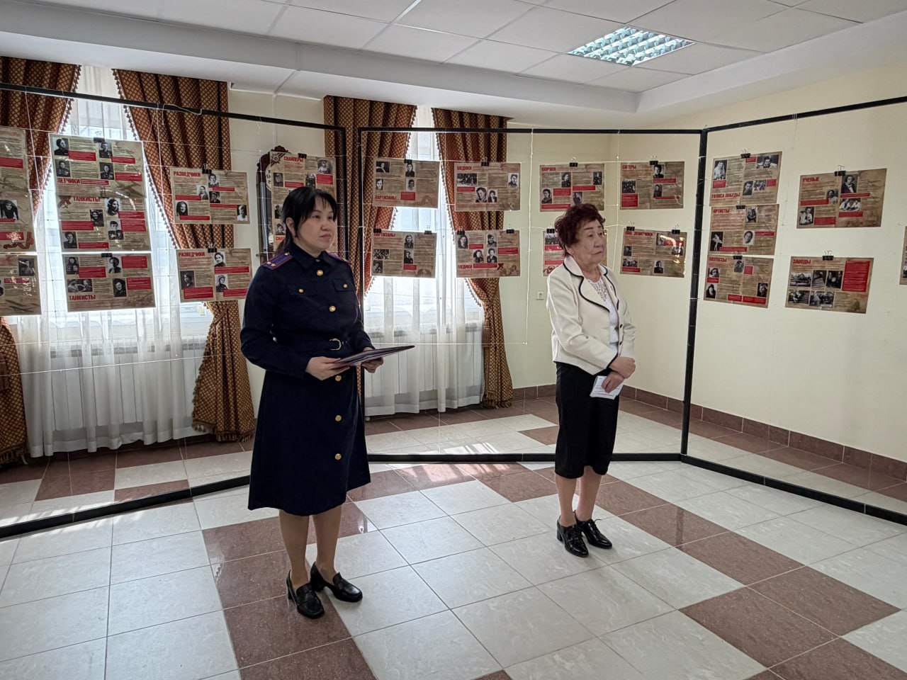 В региональном следственном управлении открылась выставка, посвященная подвигу женщин в годы Великой Отечественной войны В региональном следственном управлении открылась выставка, посвященная подвигу женщин в годы Великой Отечественной войны