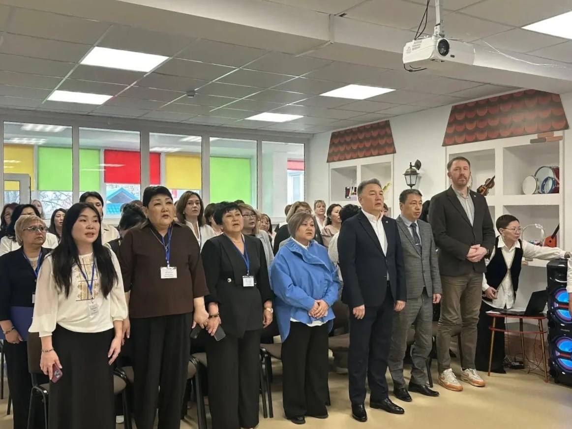 В Элисте торжественно открыли Год дошкольного образования В Элисте торжественно открыли Год дошкольного образования