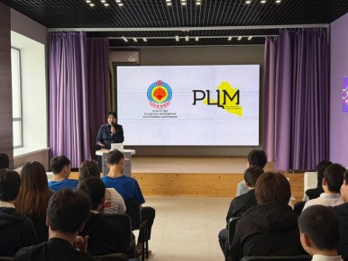 В Элисте представитель следственного управления принял участие во встрече с молодежными организациями