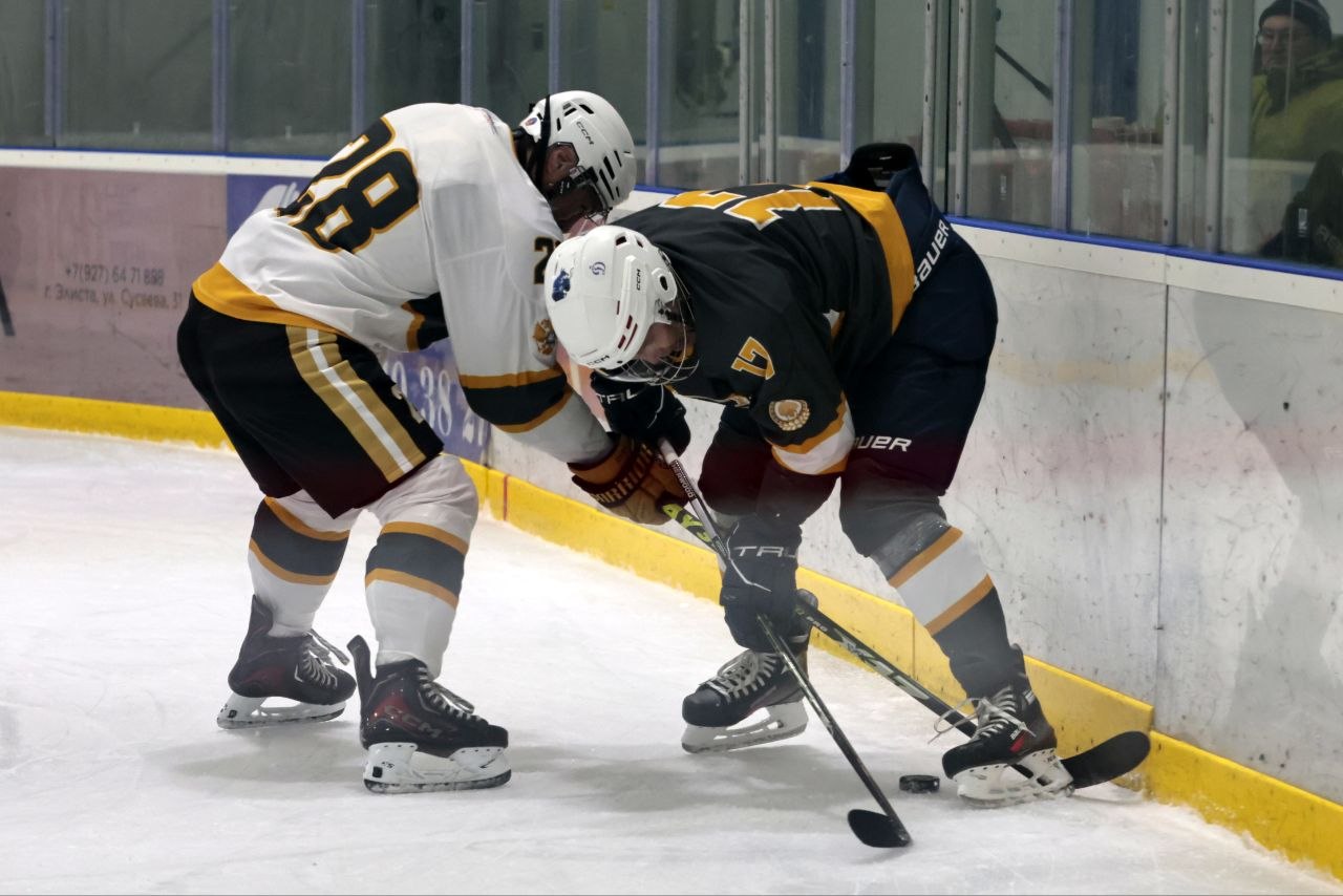 В ледовом центре «Джунгар» проходит «Матч Чемпионов» В ледовом центре «Джунгар» проходит «Матч Чемпионов»