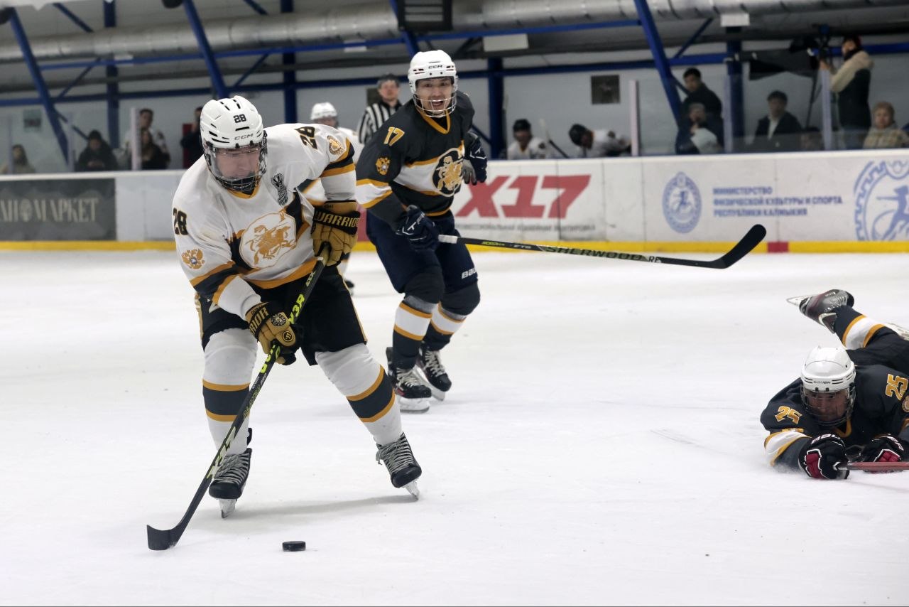 В ледовом центре «Джунгар» проходит «Матч Чемпионов» В ледовом центре «Джунгар» проходит «Матч Чемпионов»