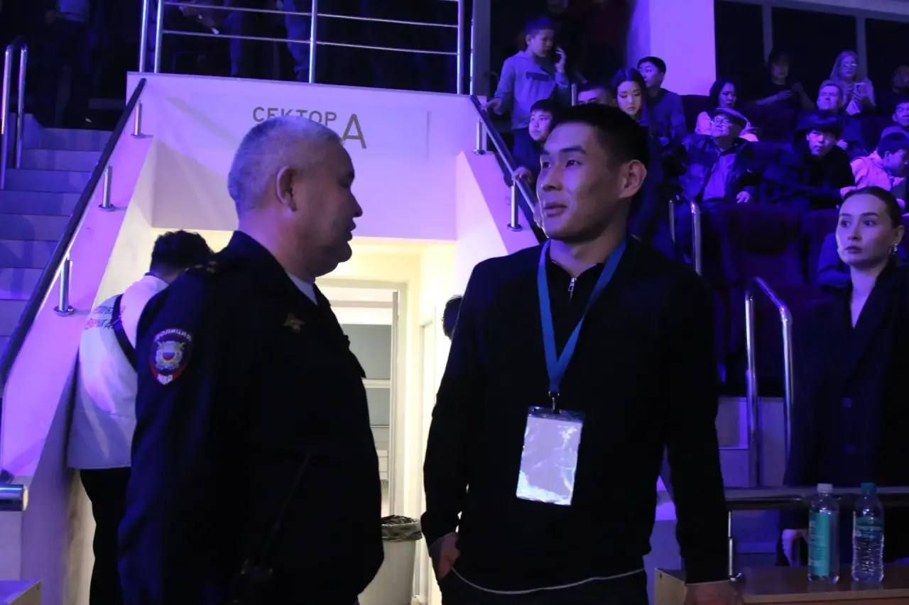 Полиция Калмыкии обеспечила порядок на международном турнире «Бетсити Fight Nights 135» Полиция Калмыкии обеспечила порядок на международном турнире «Бетсити Fight Nights 135»