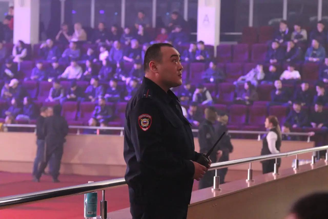 Полиция Калмыкии обеспечила порядок на международном турнире «Бетсити Fight Nights 135» Полиция Калмыкии обеспечила порядок на международном турнире «Бетсити Fight Nights 135»