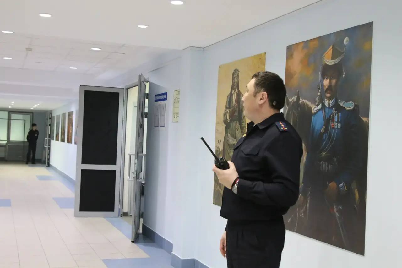 Полиция Калмыкии обеспечила порядок на международном турнире «Бетсити Fight Nights 135» Полиция Калмыкии обеспечила порядок на международном турнире «Бетсити Fight Nights 135»