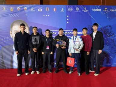 С 23 по 29 марта в с. Кабардинка, Краснодарского края, проходили Всероссийские соревнования по боксу «Кубок профсоюзов» на призы депутата Государственной думы Федерального собрания РФ, чемпиона мира среди профессионалов...