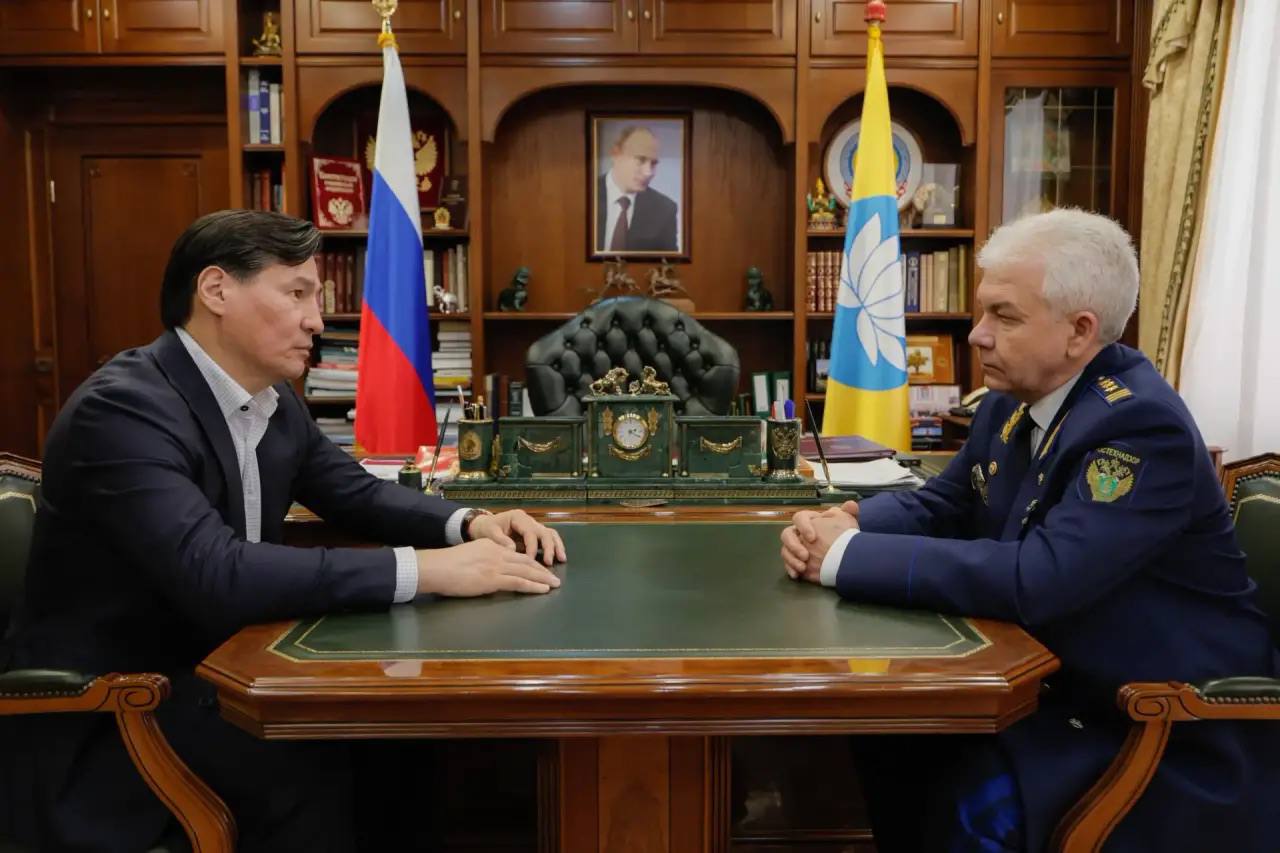 Бату Хасиков: Провел рабочую встречу с руководителем Нижне-Волжского управления Ростехнадзора Юрием Петровичем Кулиничевым Бату Хасиков: Провел рабочую встречу с руководителем Нижне-Волжского управления Ростехнадзора Юрием Петровичем Кулиничевым