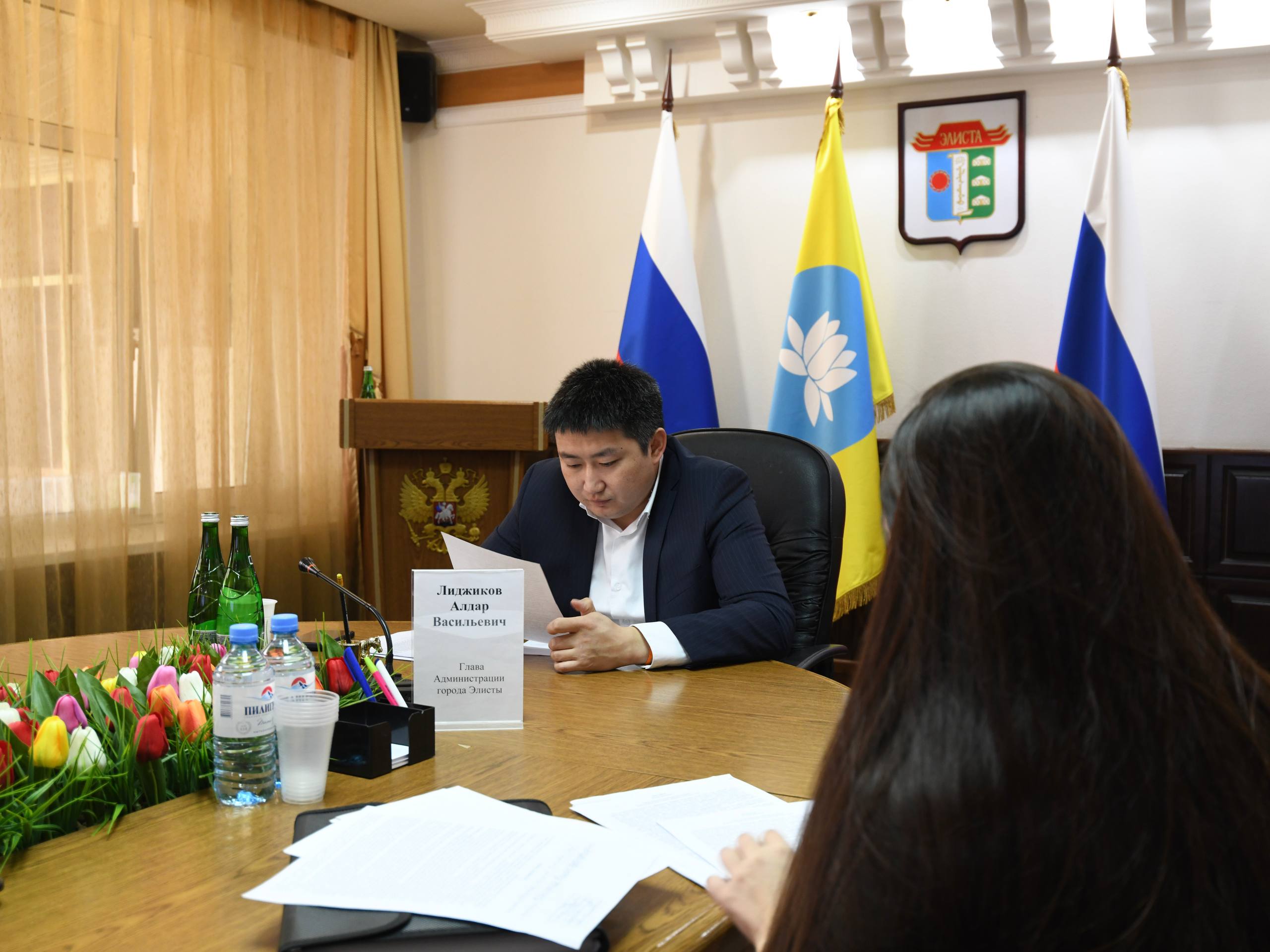 Алдар Лиджиков: В череде рабочих будней не забываем напрямую общаться с нашими жителями, решая самые разные вопросы Алдар Лиджиков: В череде рабочих будней не забываем напрямую общаться с нашими жителями, решая самые разные вопросы