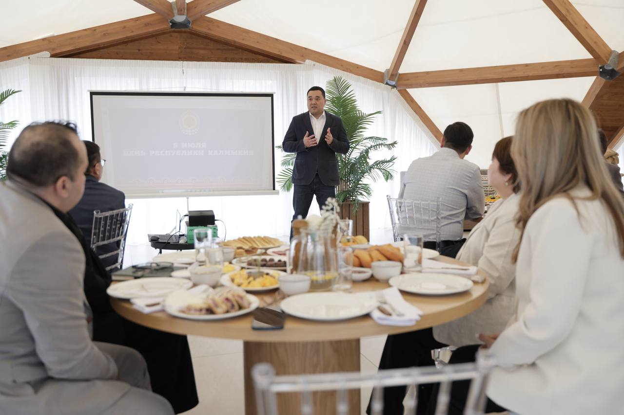Общественная палата Калмыкии запускает новый проект «Деловые завтраки» Общественная палата Калмыкии запускает новый проект «Деловые завтраки»