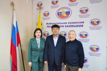 Бембя Чужаев обсудил подготовку к выборам в Госдуму с новым главой эсеров Калмыкии