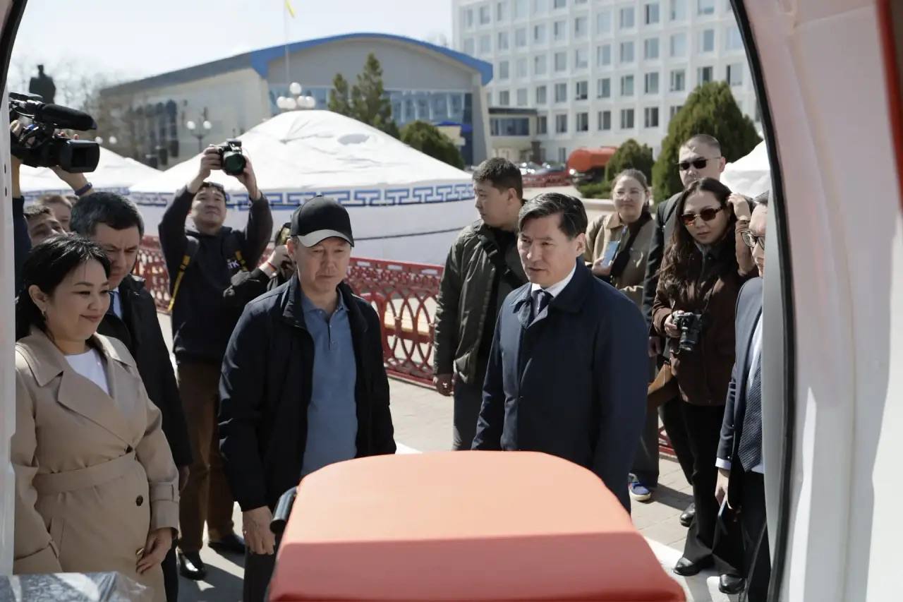 Бату Хасиков: Продолжаем реализовывать проекты для развития Калмыкии с нашим большим другом и надежным партнером – Каспийским трубопроводным консорциумом Бату Хасиков: Продолжаем реализовывать проекты для развития Калмыкии с нашим большим другом и надежным партнером – Каспийским трубопроводным консорциумом