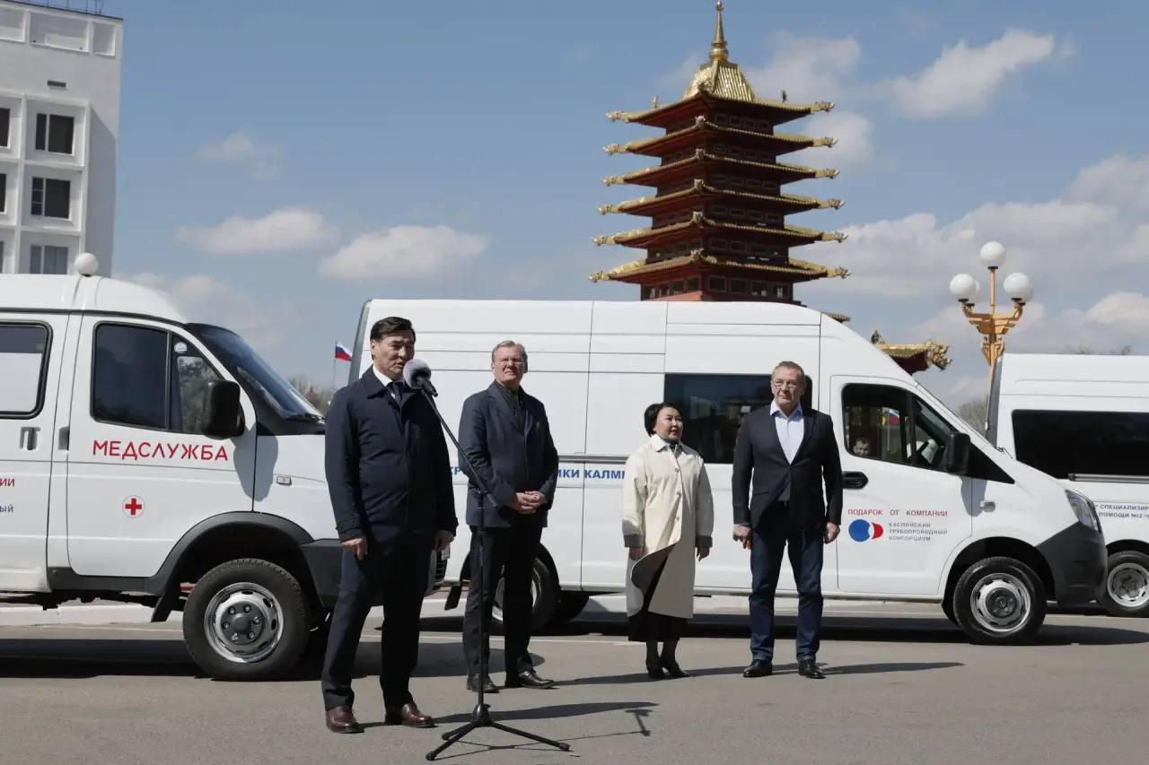 Бату Хасиков: Продолжаем реализовывать проекты для развития Калмыкии с нашим большим другом и надежным партнером – Каспийским трубопроводным консорциумом