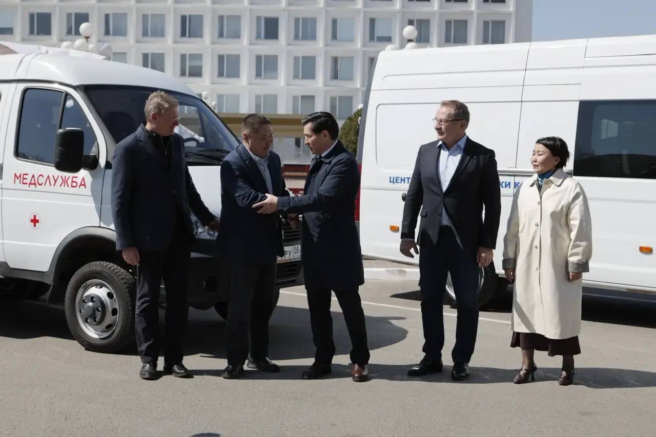 Бату Хасиков: Продолжаем реализовывать проекты для развития Калмыкии с нашим большим другом и надежным партнером – Каспийским трубопроводным консорциумом Бату Хасиков: Продолжаем реализовывать проекты для развития Калмыкии с нашим большим другом и надежным партнером – Каспийским трубопроводным консорциумом