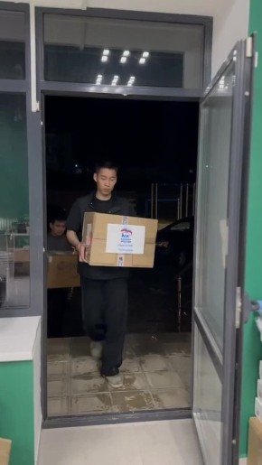 Жители Калмыкии активно собирают гуманитарную помощь братскому региону – Дагестану