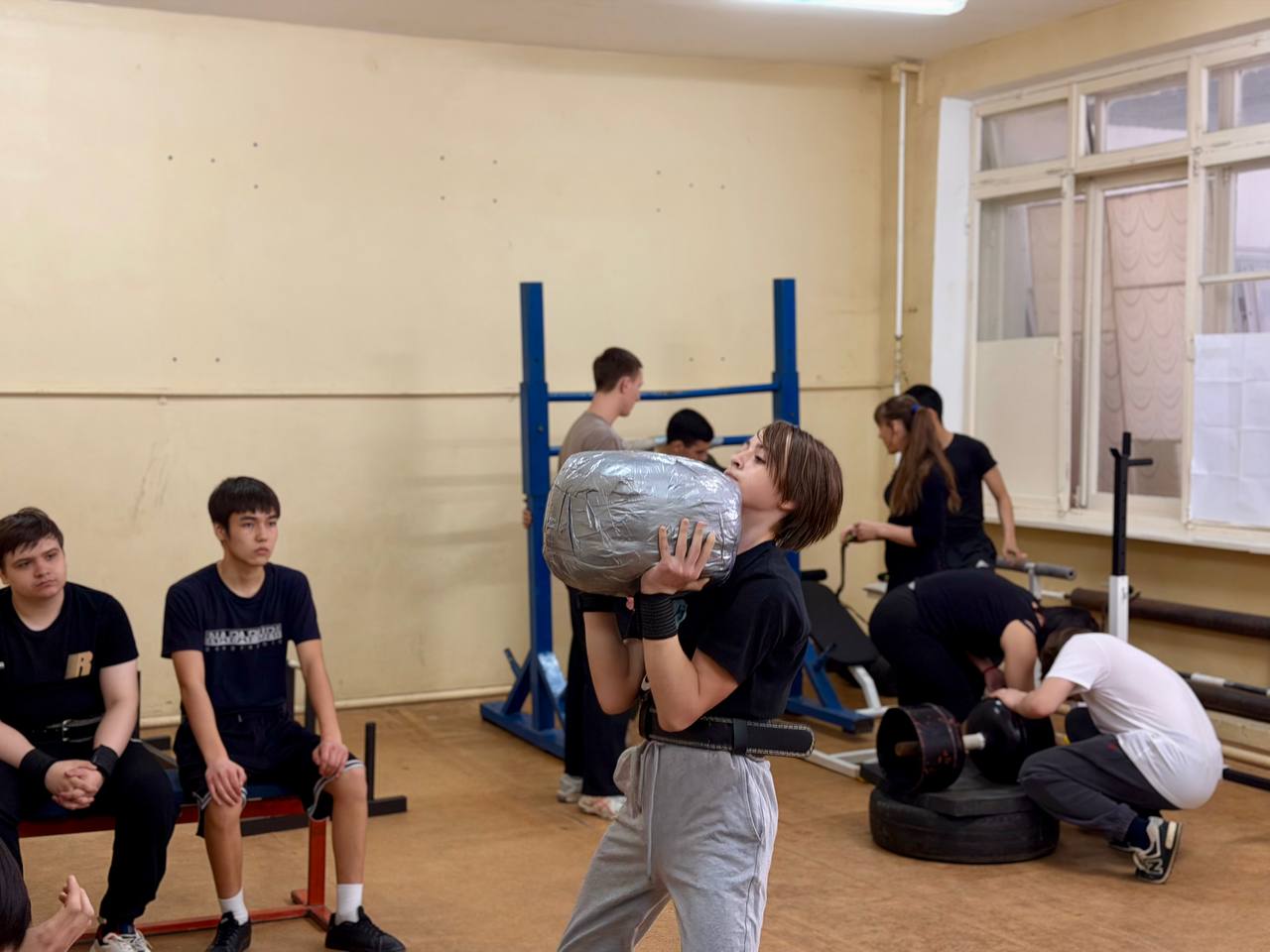 Встреча с сильнейшими: золото чемпионата Юга России и планы на развитие пауэрлифтинга в районах Встреча с сильнейшими: золото чемпионата Юга России и планы на развитие пауэрлифтинга в районах