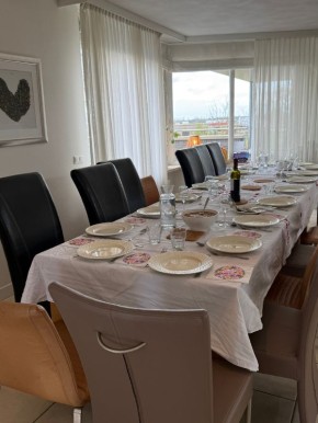 Пасха в Нидерландах: традиции и вкусные открытия