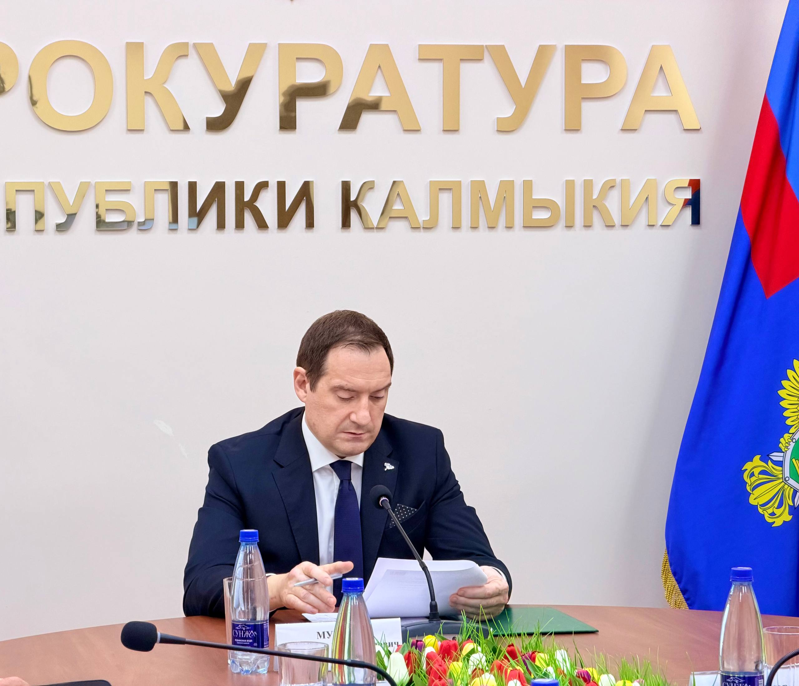 В прокуратуре республики в рамках работы межведомственной рабочей группы обсудили актуальные проблемы в сфере расселения аварийного жилищного фонда