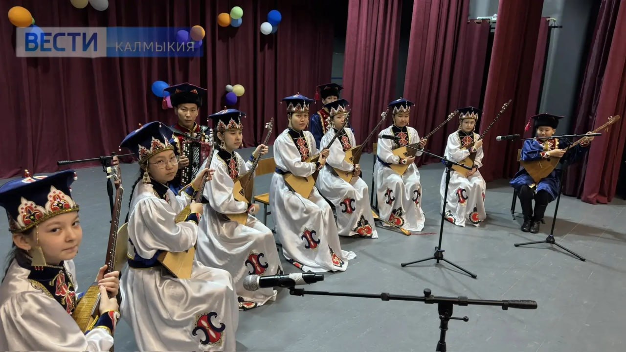 В Элисте стартовал 14-й сезон телевизионного конкурса «Теегин айс»