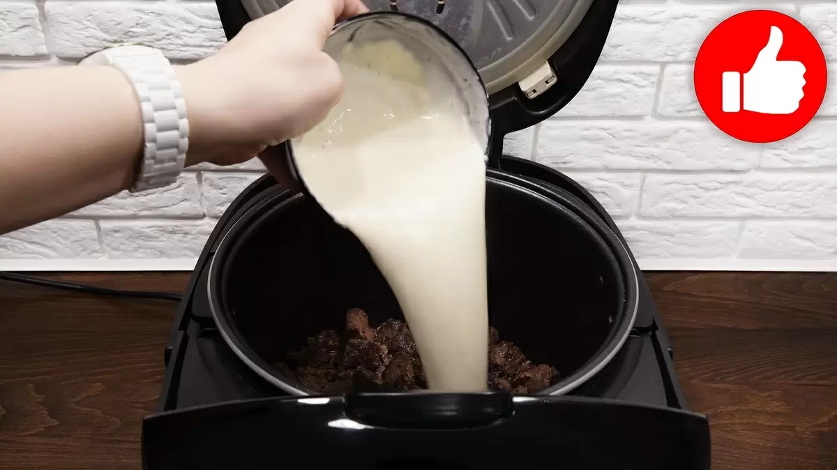 Куриная печень в сметано-ореховом соусе: просто и вкусно с мультиваркой