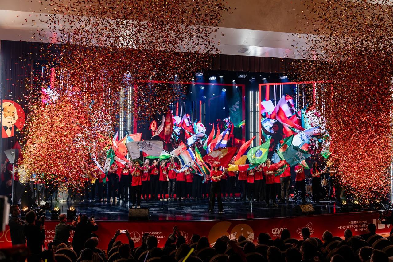 Андрей Мельниченко награждён высшим знаком отличия Российского химического общества: