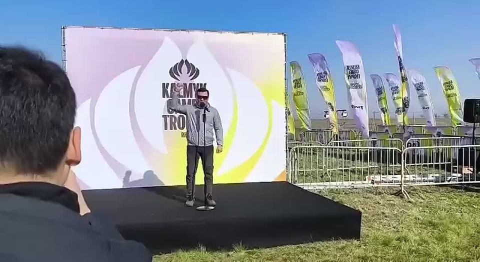 �� ������ �������� ��������� Kalmyk Camel Trophy �������� ��������� ������