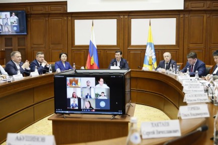 Бату Хасиков: Провели заседание межведомственной комиссии по проекту «Формирование комфортной городской среды»