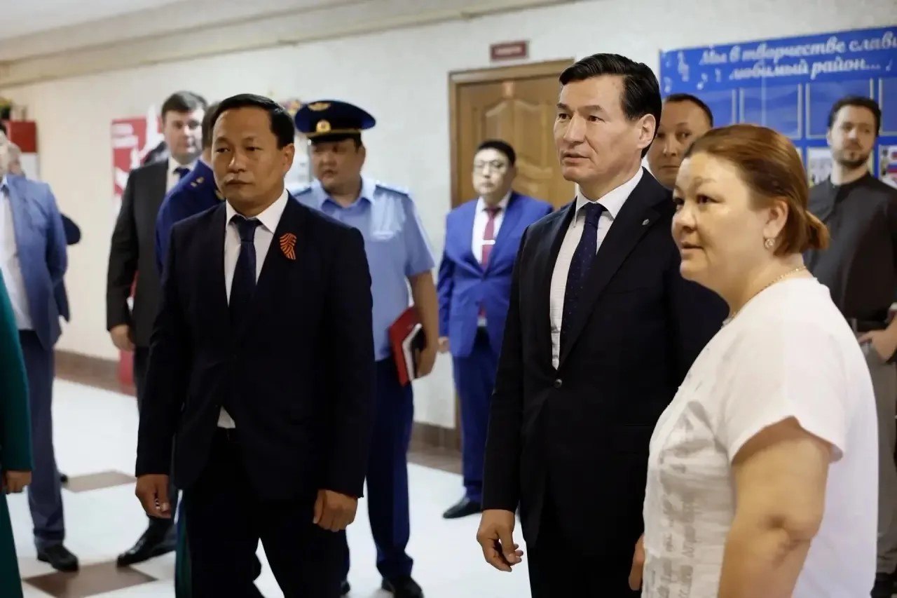 Под руководством Главы Калмыкии прошло выездное заседание Антитеррористической комиссии республики Под руководством Главы Калмыкии прошло выездное заседание Антитеррористической комиссии республики