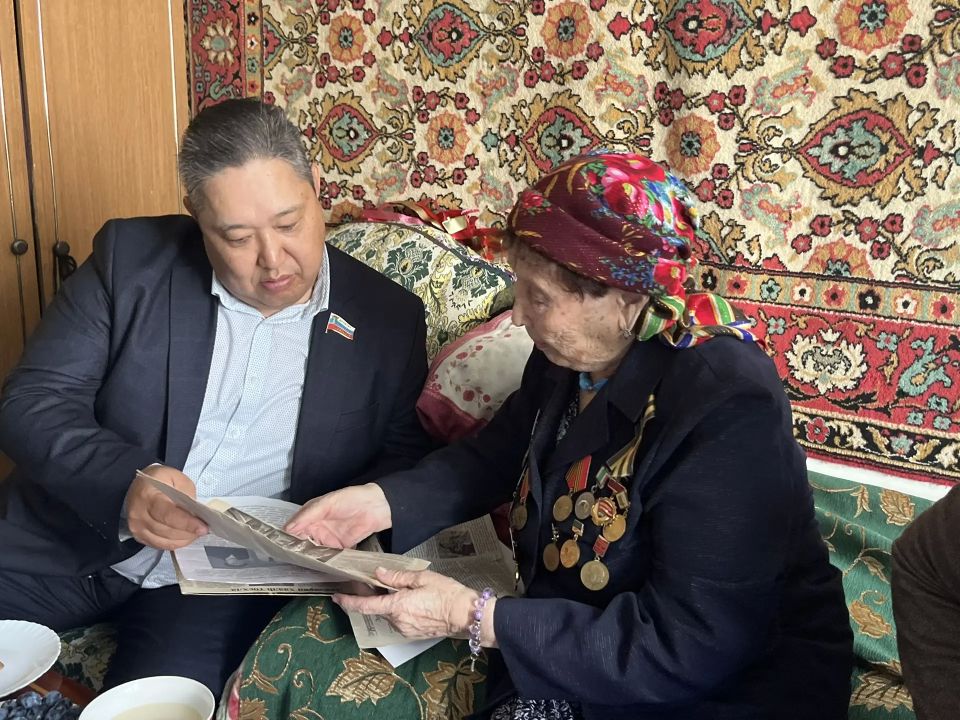 97 лет исполнилось Булгун Батыровой! 97 лет исполнилось Булгун Батыровой!