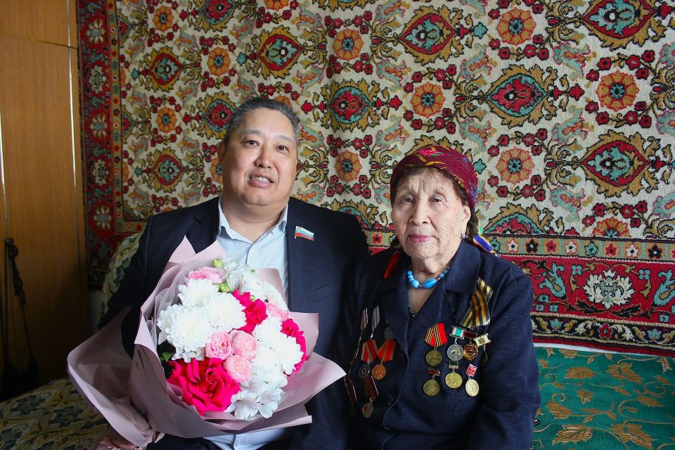 97 лет исполнилось Булгун Батыровой! 97 лет исполнилось Булгун Батыровой!