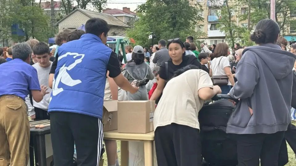 В Элисте стартовал праздничный цикл мероприятий ко дню города В Элисте стартовал праздничный цикл мероприятий ко дню города