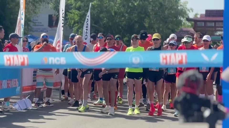 Полумарафонцы вышли на дистанцию!