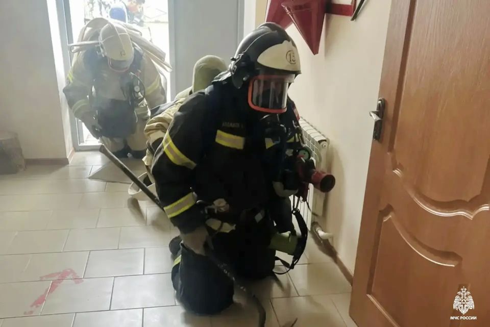 В Малых Дербетах прошли пожарно-тактические учения В Малых Дербетах прошли пожарно-тактические учения