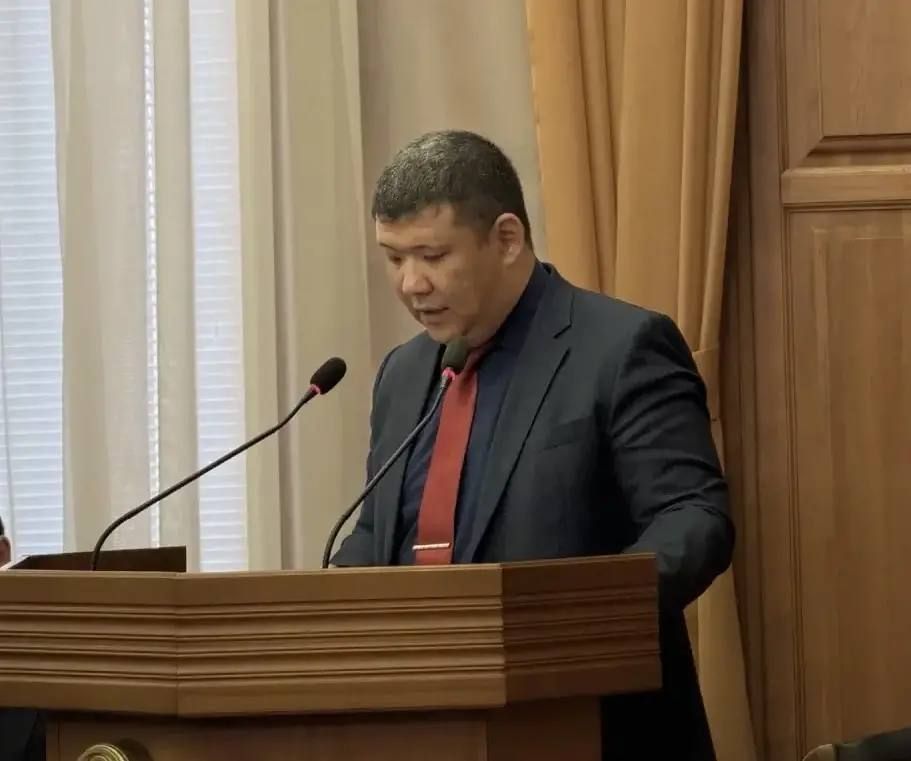 О положении детей и защите их прав в Республике Калмыкия докладывает Министр образования и науки Республики Калмыкия Александр Ким О положении детей и защите их прав в Республике Калмыкия докладывает Министр образования и науки Республики Калмыкия Александр Ким