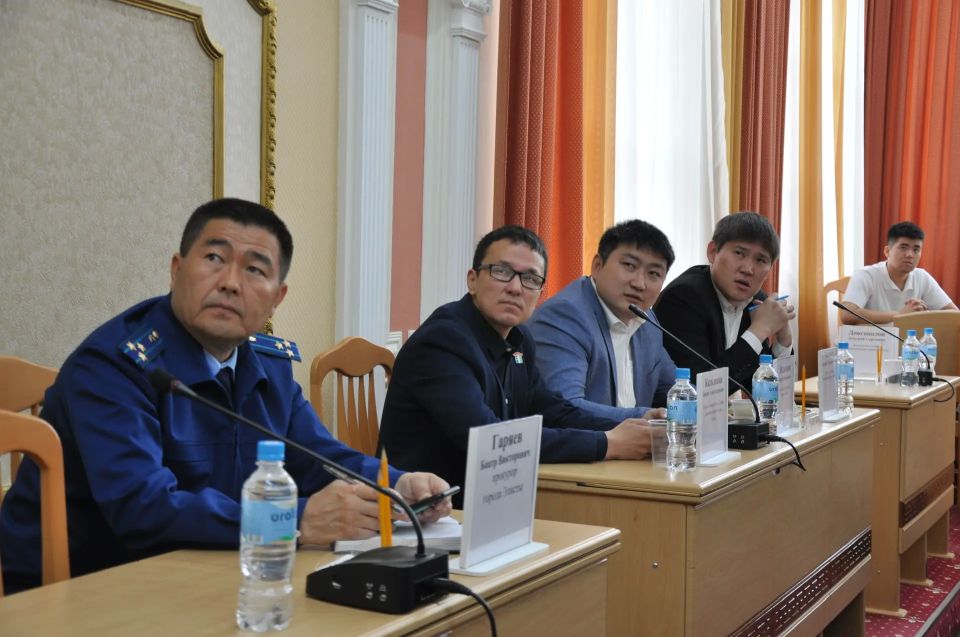 Внесены поправки в перечень наказов, а также в Генеральный план и Правила землепользования и застройки Внесены поправки в перечень наказов, а также в Генеральный план и Правила землепользования и застройки