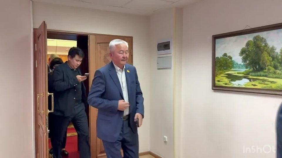 Работа 31 сессии Народного Хурала ( Парламента) РК завершена