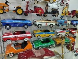 Элистинец Игорь Ремишевский собирает музейную экспозицию СССР Элистинец Игорь Ремишевский собирает музейную экспозицию СССР