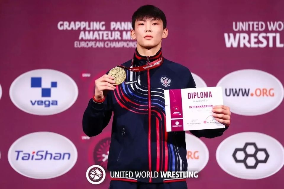 Бату Хасиков: Наши спортсмены снова на высоте Бату Хасиков: Наши спортсмены снова на высоте
