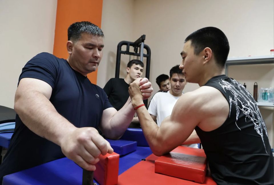 В Калмыкии мастер-класс провела легенда армрестлинга — Венера Фоатовна Уразгильдеева! В Калмыкии мастер-класс провела легенда армрестлинга — Венера Фоатовна Уразгильдеева!