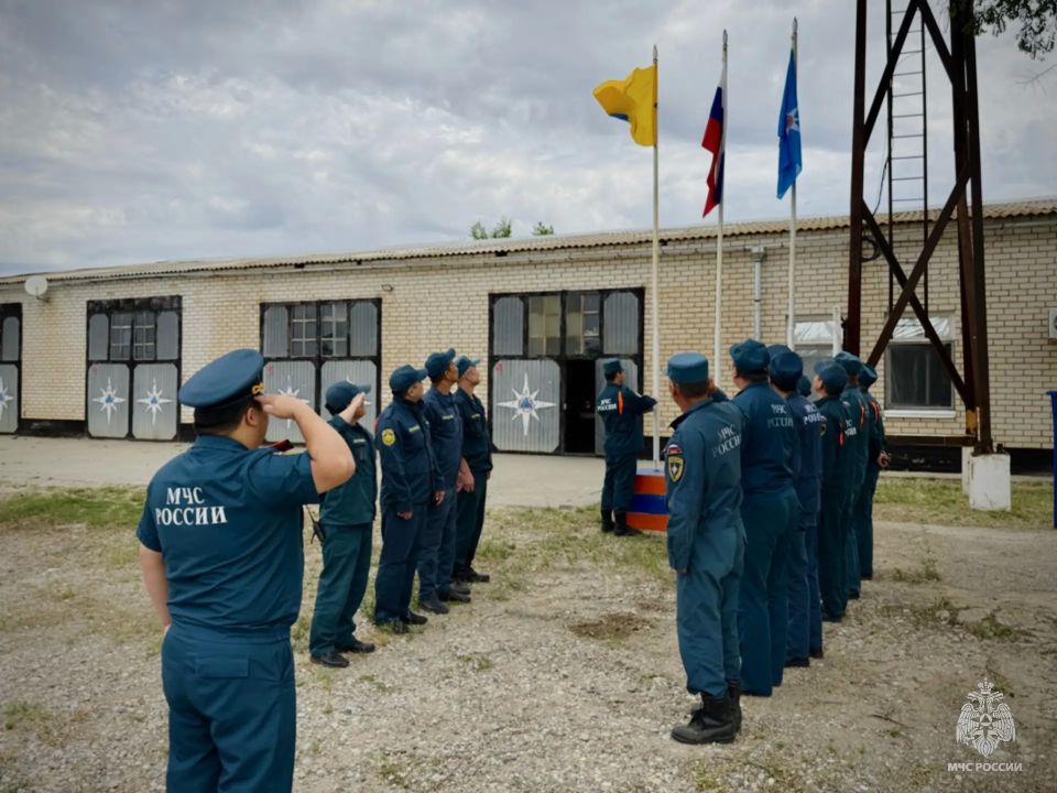 Ежегодно 12 июня жители страны отмечают важный государственный праздник – День России! Ежегодно 12 июня жители страны отмечают важный государственный праздник – День России!