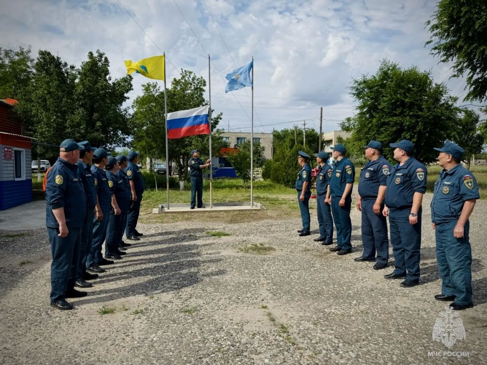 Ежегодно 12 июня жители страны отмечают важный государственный праздник – День России! Ежегодно 12 июня жители страны отмечают важный государственный праздник – День России!
