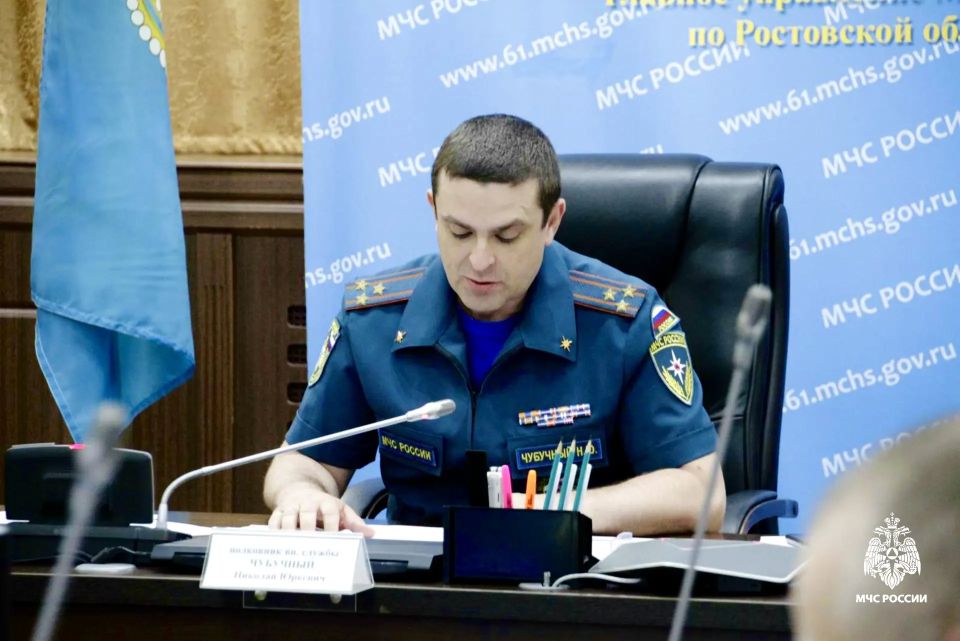 Начальник чрезвычайного ведомства Калмыкии принял участие в заседании Совета руководителей территориальных органов МЧС России Южного федерального округа Начальник чрезвычайного ведомства Калмыкии принял участие в заседании Совета руководителей территориальных органов МЧС России Южного федерального округа