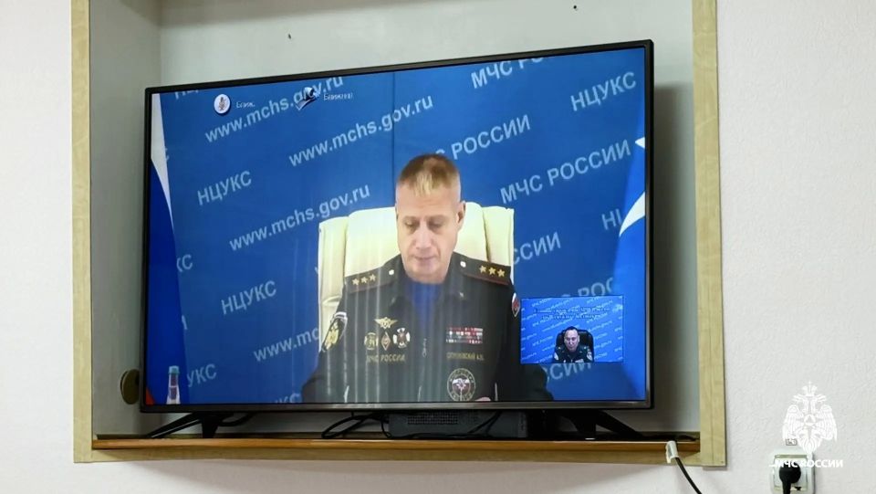 Начальник чрезвычайного ведомства Калмыкии принял участие в заседании Совета руководителей территориальных органов МЧС России Южного федерального округа Начальник чрезвычайного ведомства Калмыкии принял участие в заседании Совета руководителей территориальных органов МЧС России Южного федерального округа