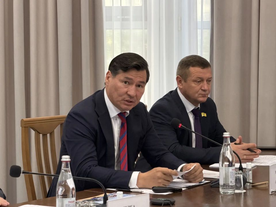 В столице Республики Калмыкия под председательством заместителя полномочного представителя Президента РФ в Южном федеральном округе Владимира Гурбы прошел ежегодный окружной семинар-совещание В столице Республики Калмыкия под председательством заместителя полномочного представителя Президента РФ в Южном федеральном округе Владимира Гурбы прошел ежегодный окружной семинар-совещание