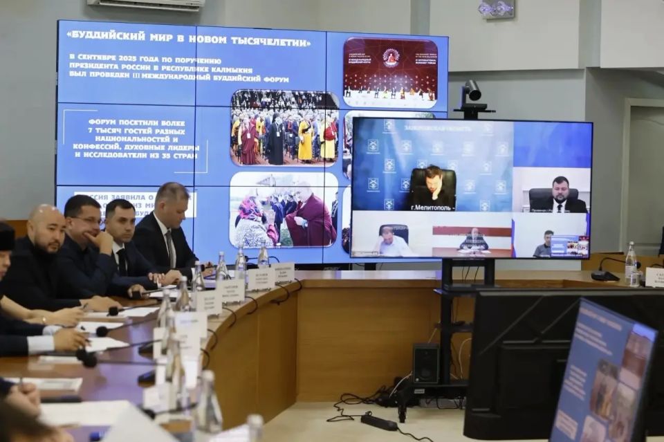Бату Хасиков: Единство народов России – основа нашего общего будущего Бату Хасиков: Единство народов России – основа нашего общего будущего